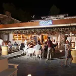 Mavi Turkbuku Hotel