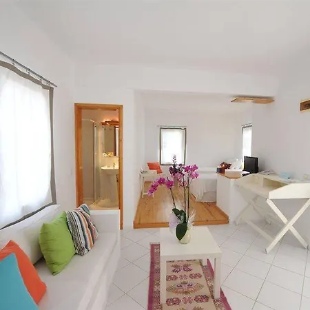 Mavi Turkbuku Otel 3*