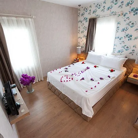 Otel Mavi Turkbuku Göltürkbükü