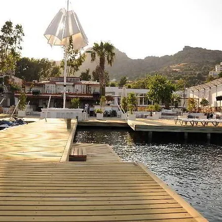 Mavi Turkbuku Otel