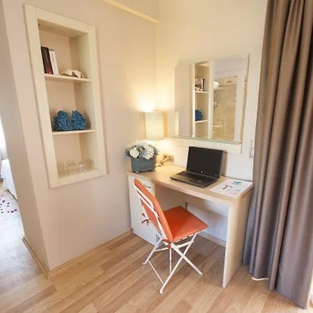 Mavi Turkbuku Hotel Golturkbuku