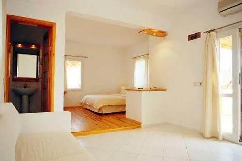 Mavi Hotel Golturkbuku