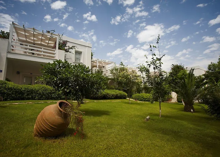 Mavi Hotel Golturkbuku